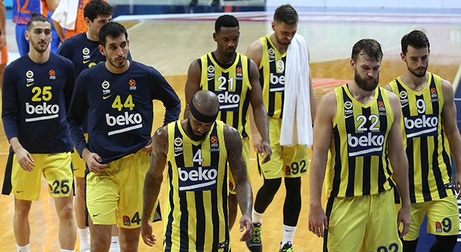 Fenerbahçe Beko evinde kaybetti
