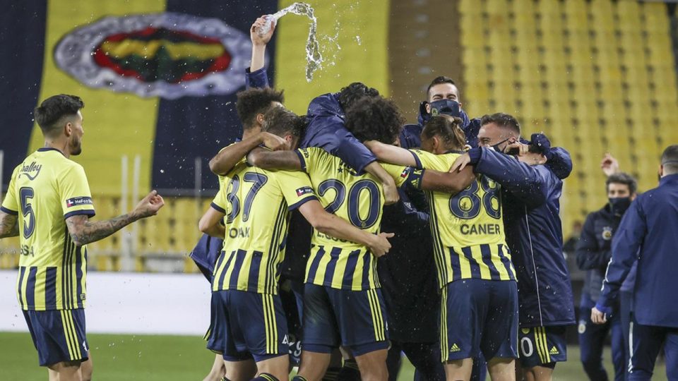 Fenerbahçe evinde 3 maç sonra kazandı