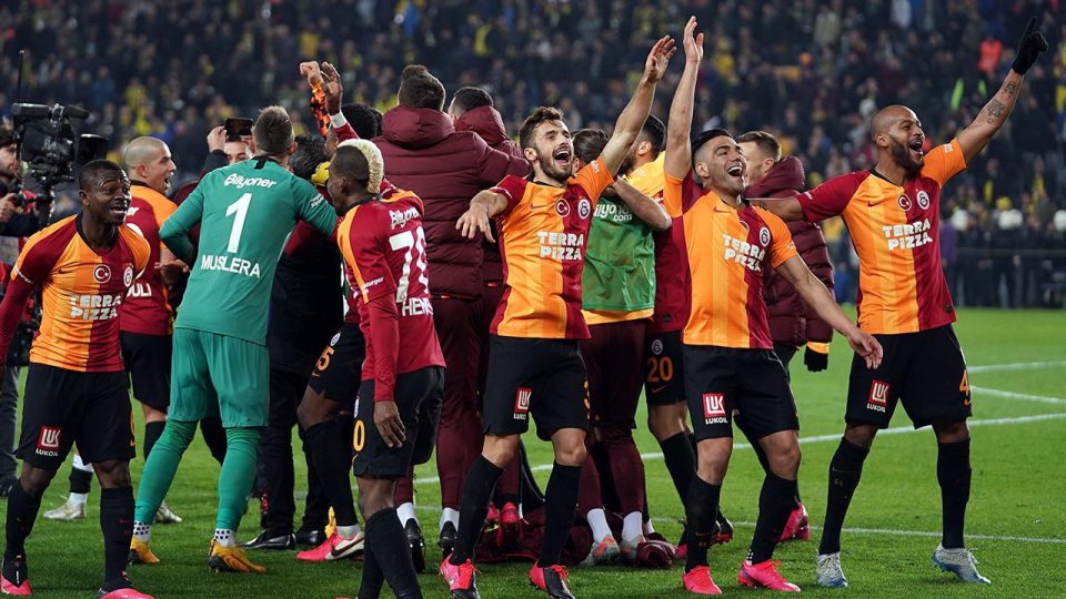 Galatasaray 2020 yılını ligde lider tamamladı