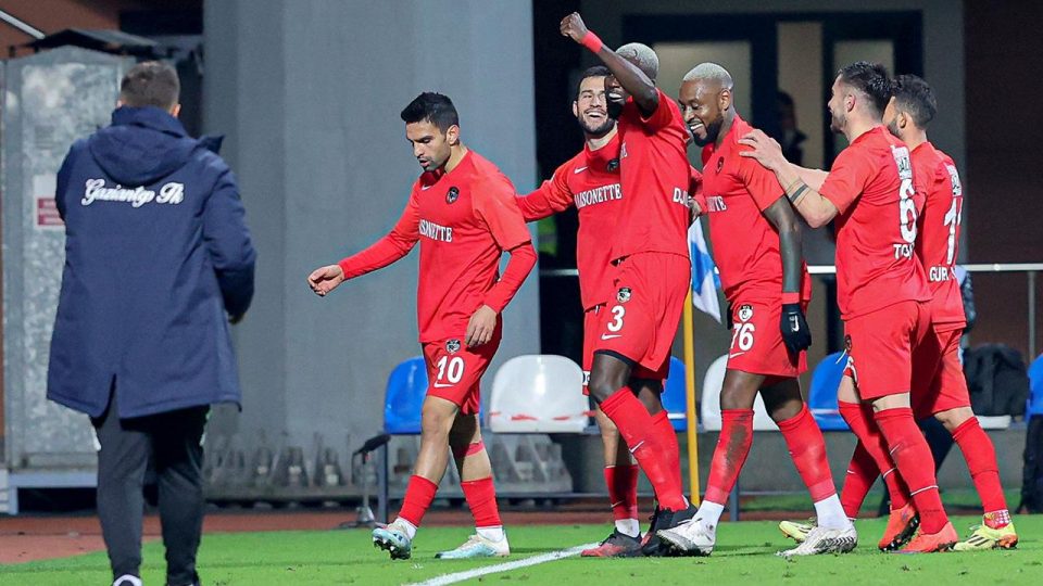 Gaziantep lider Alanyaspor’u konuk edecek