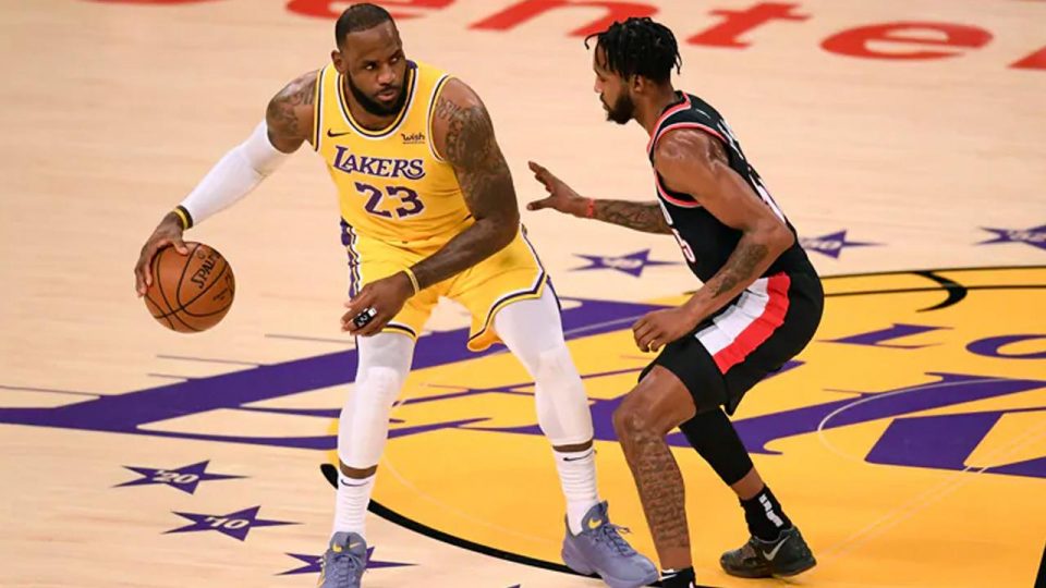NBA’de Lakers yine kaybetti
