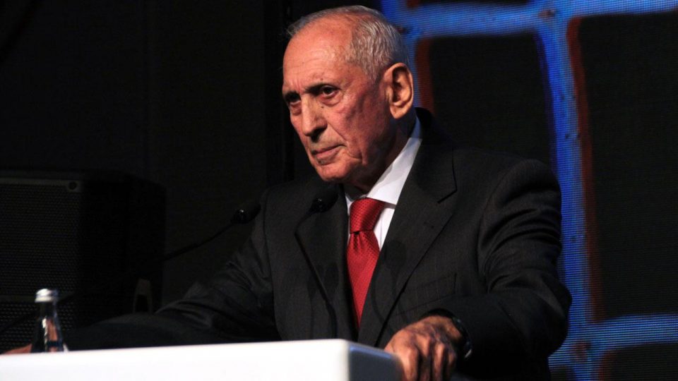 Özkan Sümer hayatını kaybetti