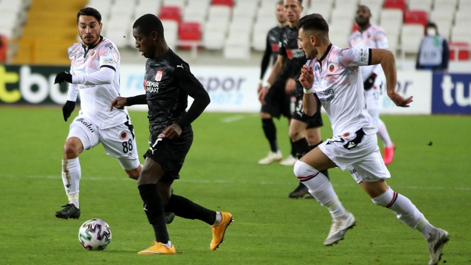 Sivasspor evinde mutlu