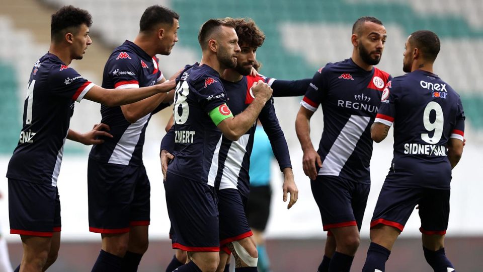 Antalyaspor Türkiye Kupası’nda iddialı