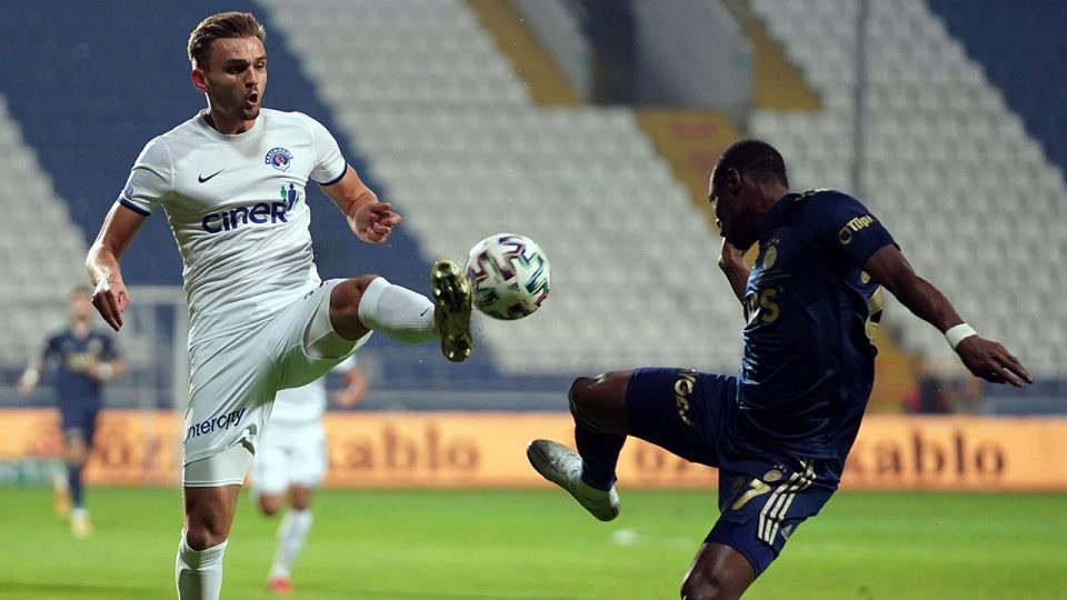 Kasımpaşa’da 3, Fenerbahçe’de 4 değişiklik