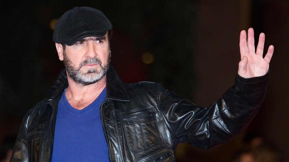 Fransızların efsane futbolcusu Eric Cantona’dan Filistin’e destek