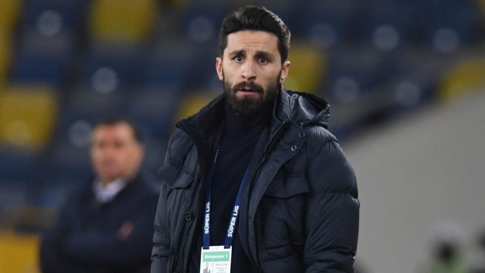 Kasımpaşa Şenol Can’ın sözleşmesini uzattı