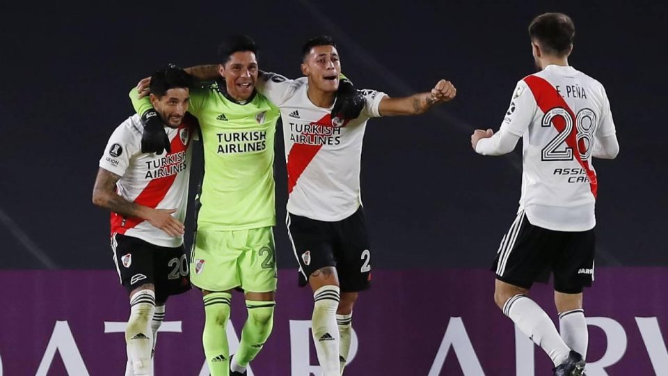 River Plate, kalecisiz ve yedek oyuncusu olmadan maçı kazandı