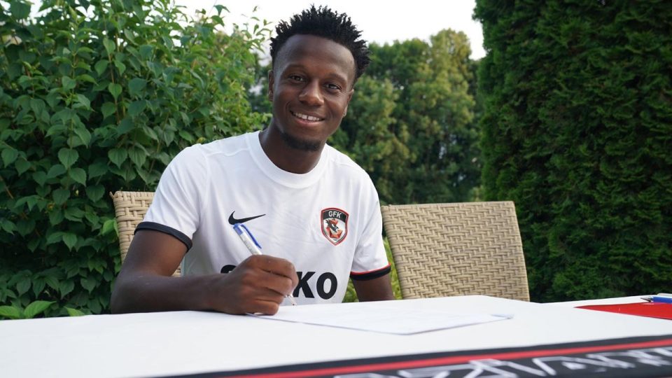 Gaziantep’e Faslı sol bek