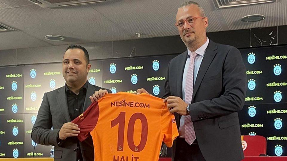 Galatasaray’a yeni forma sponsoru