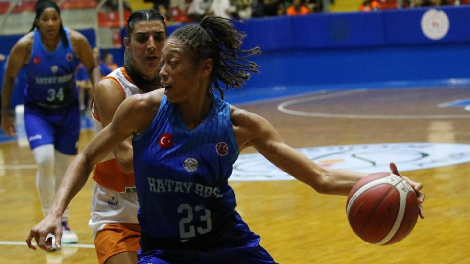 Hatay Büyükşehir Belediyespor farklı tur atladı